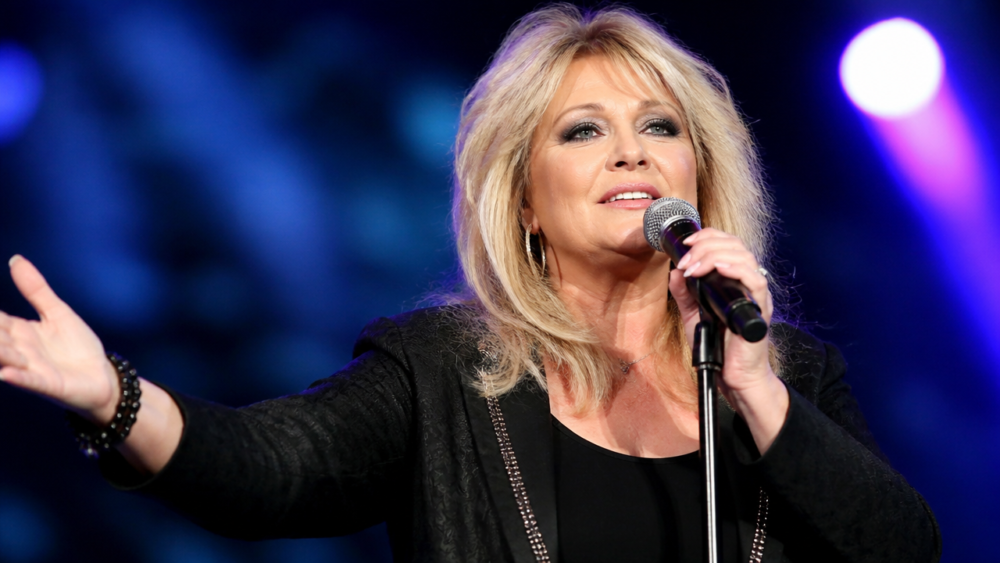 What was Bonnie Tyler's biggest hit?