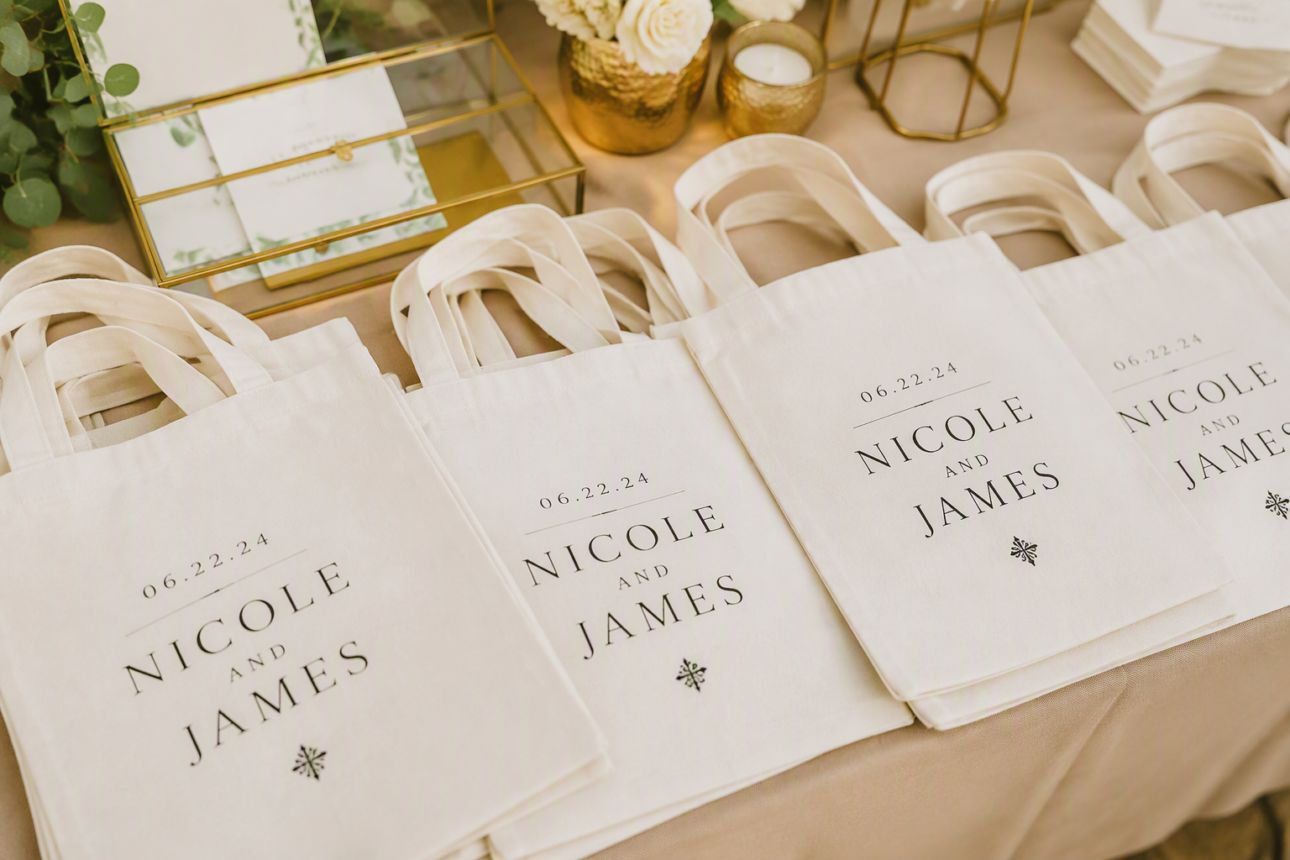 10 Beautiful Tote Handbag Design Ideas for Every Style 7 5. Event-Ready Customizable Totes